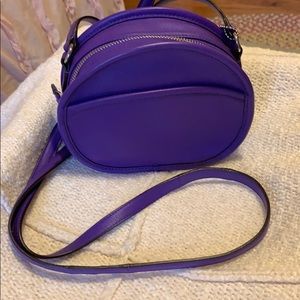 Coach Bags - Coach • cross body, canteen bag EUC Coach Bags - Coach • cross body, canteen bag EUC